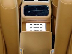 IM Motors Zhiji LS8 52 Max Luxury Six-Seater - ფოტო 9