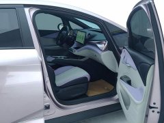 BYD Dolphin 405km Fashion Edition - ფოტო 8