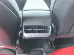 Tesla Model Y Rear-Wheel Drive - ფოტო 13