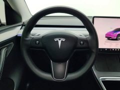 Tesla Model Y Rear-Wheel Drive - ფოტო 15
