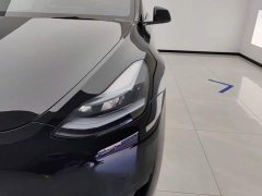 Tesla Model Y Rear-Wheel Drive - ფოტო 5