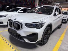 BMW X1 sDrive20Li Premium Edition - ფოტო 1