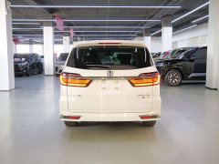 Honda Odyssey 2022 2.0L e:HEV Sharp Radiance Edition - ფოტო 5