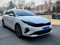 Kia K3 2023 1.5L CVT Deluxe Edition - ფოტო 3