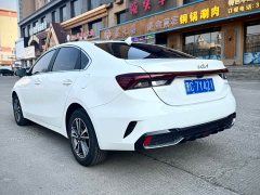 Kia K3 2023 1.5L CVT Deluxe Edition - ფოტო 4