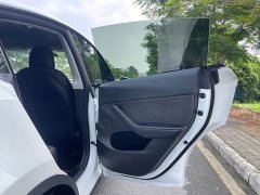 Tesla Model Y Long Range All-Wheel Drive - ფოტო 16