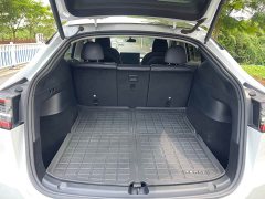 Tesla Model Y Long Range All-Wheel Drive - ფოტო 18