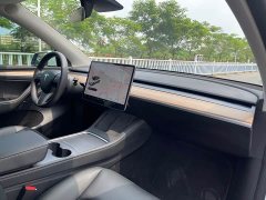 Tesla Model Y Long Range All-Wheel Drive - ფოტო 7