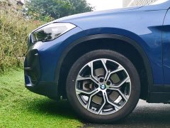 BMW X1 sDrive25Li Leading Edition - ფოტო 10