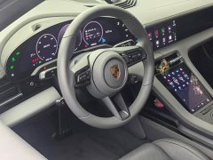 Porsche Taycan - ფოტო 8