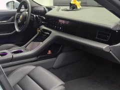Porsche Taycan - ფოტო 9