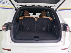 Li Auto ONE 2020 Extended Range 6-Seater - ფოტო 4