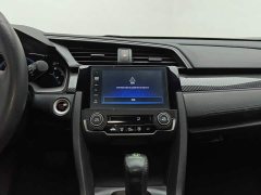 Honda Civic 2021 Hatchback 220 Turbo CVT Sharp Control - ფოტო 13