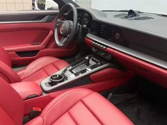 Porsche 911 Targa 4 3.0T - ფოტო 11