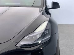 Tesla Model Y Rear-Wheel Drive - ფოტო 12