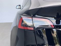 Tesla Model Y Rear-Wheel Drive - ფოტო 13
