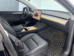 Tesla Model Y Rear-Wheel Drive - ფოტო 9
