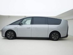 Li Auto MEGA Home Family Edition - ფოტო 3