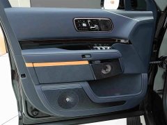 Zeekr Geely Zeekr 9X 2025 Obsidian Black 70kWh Six-Seater - ფოტო 16