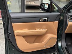 Li Auto ONE Extended Range 6-Seater - ფოტო 17