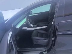Tesla Model Y Standard Range RWD - ფოტო 9