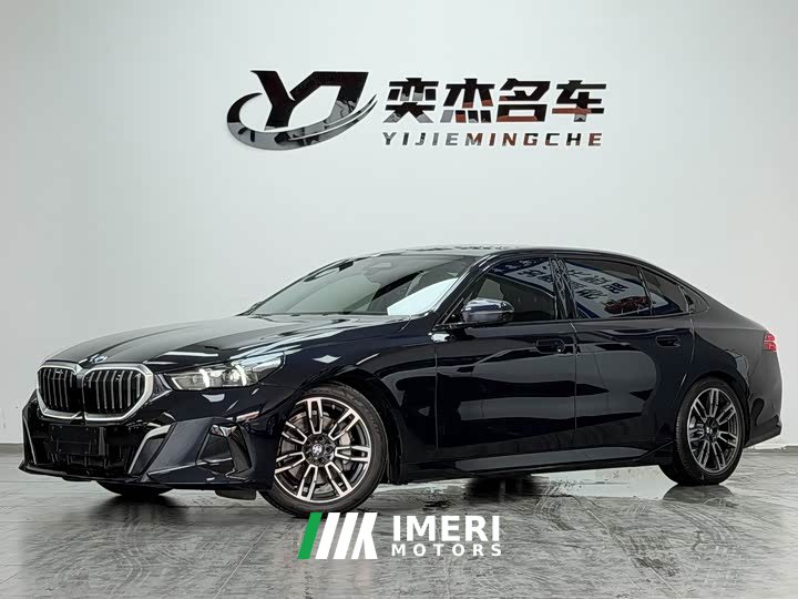 BMW 5 Series 530Li Premier M Sport Package - ავტომობილი ჩინეთიდან