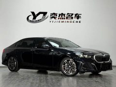 BMW 5 Series 530Li Premier M Sport Package - ფოტო 3