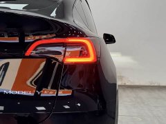 Tesla Model Y Long Range All-Wheel Drive - ფოტო 19