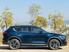 Mazda CX-5 2.5L Automatic AWD Premium - ფოტო 4