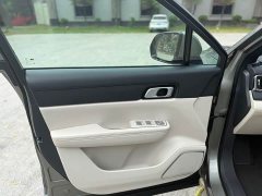 Li Auto ONE Extended Range 6-Seater - ფოტო 4