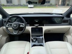 Li Auto ONE Extended Range 6-Seater - ფოტო 9