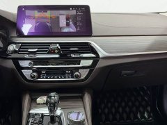 BMW 5 Series 530Li Luxury Edition Premium Package - ფოტო 13