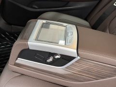 BMW 5 Series 530Li Luxury Edition Premium Package - ფოტო 17
