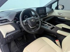 Toyota Sienna 2021 2.5L Hybrid Luxury - ფოტო 14