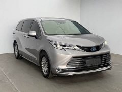 Toyota Sienna 2021 2.5L Hybrid Luxury - ფოტო 3