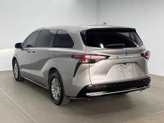 Toyota Sienna 2021 2.5L Hybrid Luxury - ფოტო 5