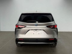 Toyota Sienna 2021 2.5L Hybrid Luxury - ფოტო 6