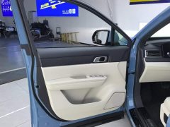 Li Auto ONE Extended Range 6-Seater - ფოტო 7