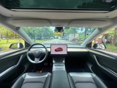 Tesla Model Y Rear-Wheel Drive - ფოტო 5