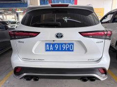 Toyota Crown Venza 2022 2.5L HEV AWD Premium - ფოტო 18