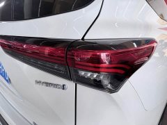 Toyota Crown Venza 2022 2.5L HEV AWD Premium - ფოტო 20
