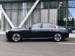 BMW i7 2023 eDrive50L Premier Luxury Package - ფოტო 3