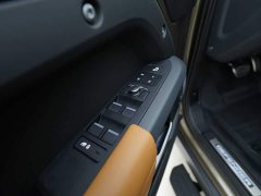 Land Rover Defender 110 P400 X - ფოტო 10