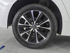 Toyota Corolla 1.8L CVT Luxury - ფოტო 6