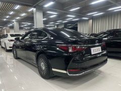 Lexus ES 2020 300h Premium Edition - ფოტო 7