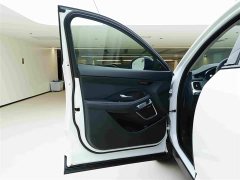 Jaguar E-PACE R-DYNAMIC SE BLACK Ebony Sport Edition - ფოტო 18