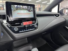 Toyota Corolla Hybrid 1.8H E-CVT Luxury - ფოტო 16