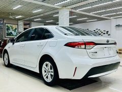 Toyota Corolla Hybrid 1.8H E-CVT Luxury - ფოტო 6