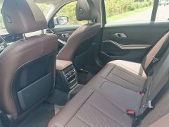 BMW 3 Series 320i M Sport Package - ფოტო 11