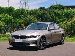 BMW 3 Series 320i M Sport Package - ფოტო 6